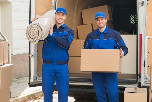 Preparation and loading checklist for a moving truck service in Croydon