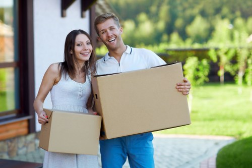 Packing and preparing items for storage in Croydon