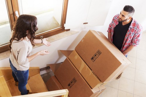Croydon residents using flexible storage during a move